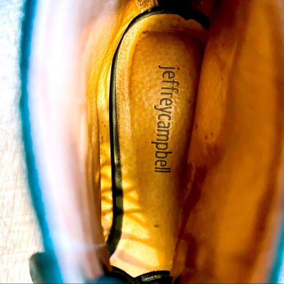 Tres Sexy Size 7.5 Jeffrey Campbell ‘Cors’ peep-toe booties! - Picture 6 of 8